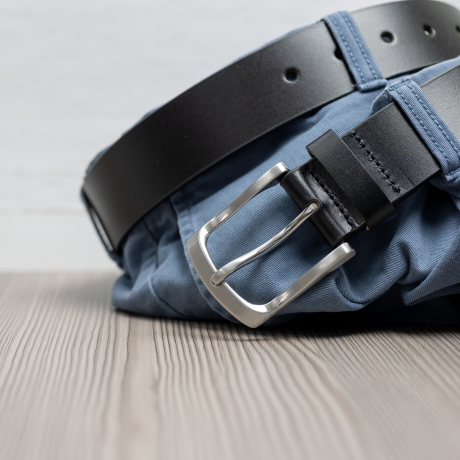 Urbanite Black Belt | Real Leather & Low Profile